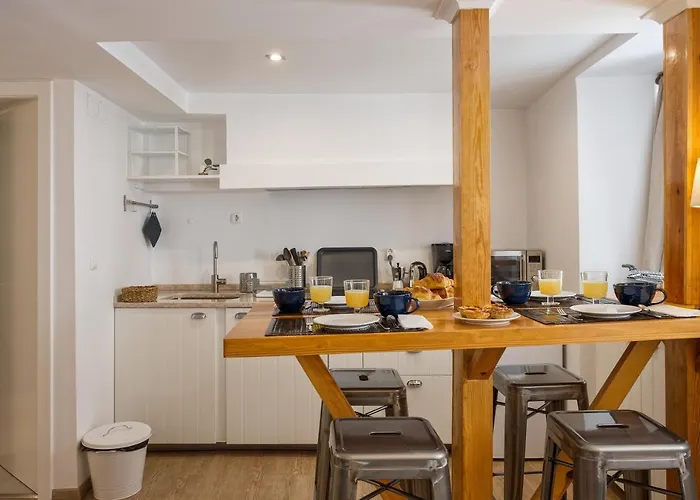 Cozy In Lisbon's Center! *