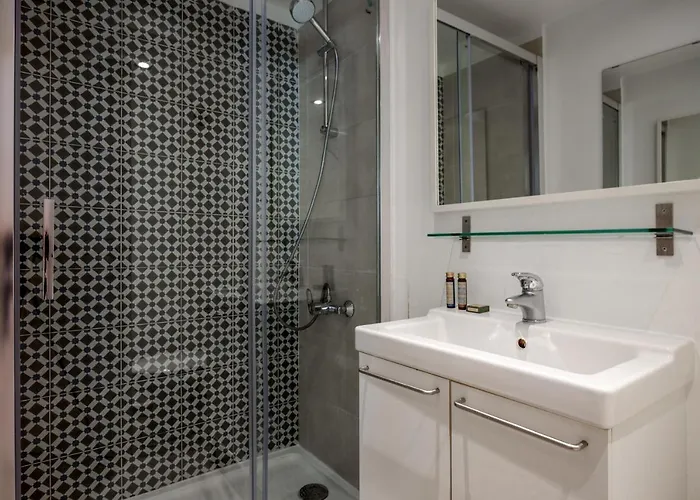 Cozy In Lisbon's Center! *